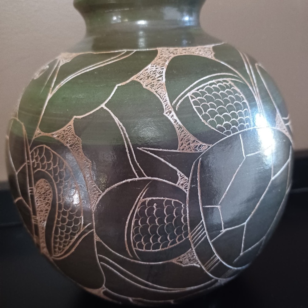 Redware Turtle Round Vase Green Etched Leaves Fish 6" Tall - Picture 3 of 7